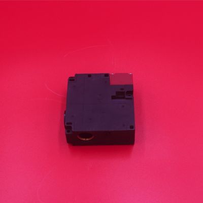 KYF-M864B-000   09141901 pièces de commutateur Hitachi Smt d'Assy Lock pour le SIGMA de GXH
