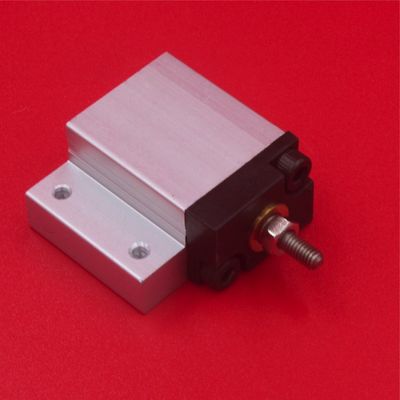 CYLINDRE MULTI de KW1-M2285-00X pour des pièces de rechange de machine de SMT de CL du conducteur 12mm de Yamaha